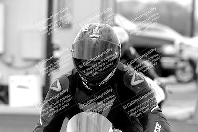 media/Mar-20-2023-Moto Forza (Mon) [[d0bbc59e78]]/Around the Pits/